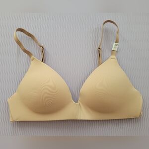 PINK Wear Everywhere Push-Up Bra SIZE 32B Praline